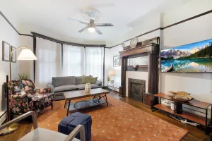 Image of The Vic; Luxury 3bed , Easy Access to NY,  Parking Avail