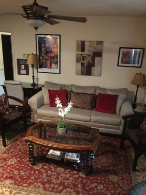 Image of Charming Well-Appointed Casita Near Downtown River Walk and The Pearl