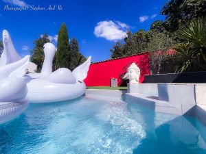 Image of Large Contemporary Villa Rochelle \/ île de Ré