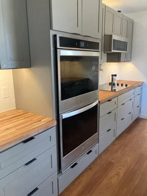 Image of MAC House - Newly Renovated - With Backyard Spa