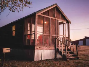 Image of Lake Texoma Cedar Cabin - Kicks 66