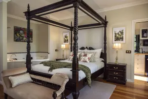 Image of Fern Cottage - Romantic spa cottage in Mount Dandenong