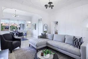 Image of West end Charm 5 bed, 3km to CBD