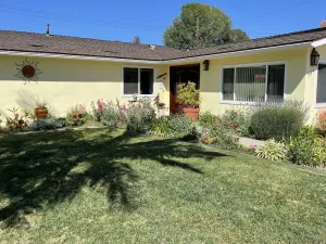 Image of Remodeled clean quiet Family Retreat w\/AC & Fire-Pit - Long or Short Term Stays