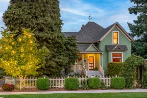 Image of Comfortable Elegance in the Heart of Downtown Newberg