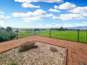 Image of A picturesque 3 bedroom house with splendid views