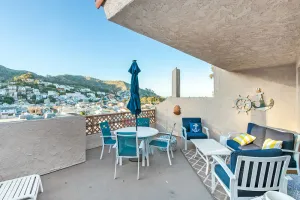 Image of B41: Cozy Condo, Private Balcony, Hillside and Harbor Views, POOL