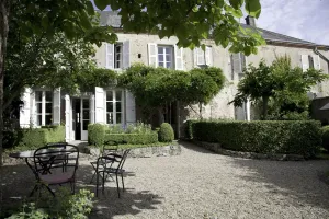 Image of Charming Gites de Charme L 'Ancien Presbytère Larochemillay, France