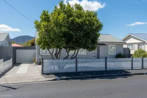 Image of DOTTIES HOUSE HOBART