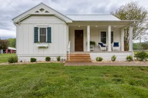 Image of Riverside Bungalow -Pisgah Nat Forest 1 mile, Dupont Forest 7, Brevard 3 miles