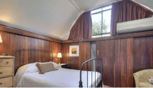 Image of Snow white's 2 bedroom dream Cottage with free parking