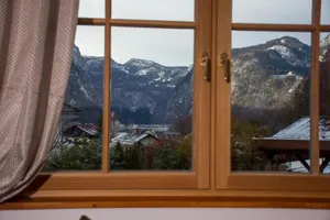 Image of Chalet with parking lot