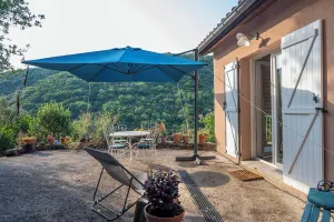 Image of Quiet gîte overlooking nature 15 minutes from Lac du Salagou
