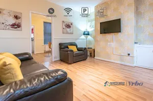 Image of 2BR Contractor House in Haydock Easy M6 Access