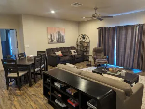 Image of Two Master Suites Close to Trails and the Lake. Minutes to Restaurants and Shops