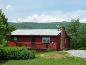Image of Bear Bluff- pet friendly home on the river!