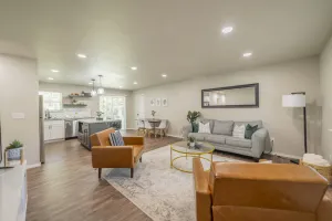 Image of Modern House w\/ Backyard. Pet friendly!