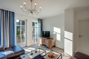 Image of Villa Lara Whg. 8, Strandnah, Gross, Sauna, Kaminofen - Villa Lara, Strandnah, Teilw. Seeblick