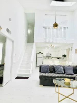 Image of Lovely 3 bedroom home with access to pool