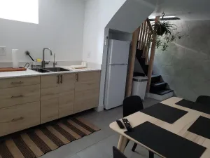 Image of Modern apartment in Westville\/Yale Bowl area