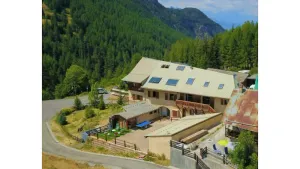 Image of Gite of 400m2 with land, lounge bar and games room