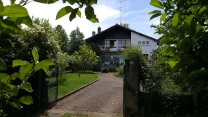 Image of INDEPENDENT FAMILY HOUSE QUIET FENCED LAND 2500 M2