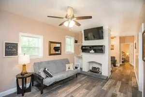 Image of **The Nashville Nest! Minutes frm DT and Airport**