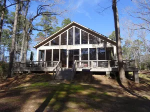 Image of Timberview Lodge - Wooded East Texas views