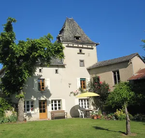 Image of Charming Cottage,tranquil setting, stunning views.Large private garden with pool