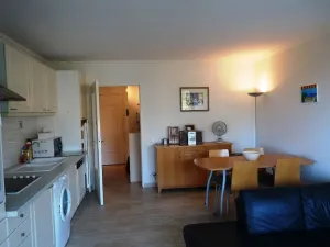 Image of Two bedroom apartment near the beach in Cannes. Terrace and aircon. - 814