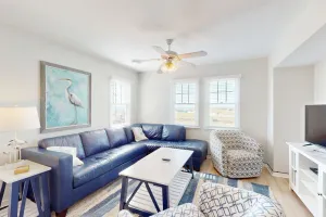 Image of Bright Buxton townhouse with pool access, fast WiFi, AC, W\/D & ocean views