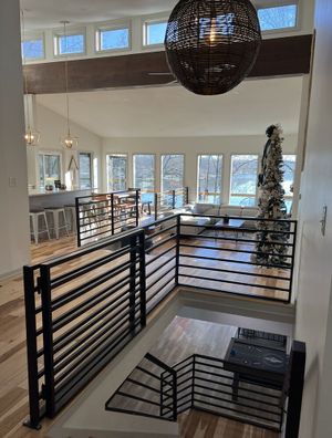 Image of Mid-Century Modern Lake House