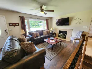 Image of Upscale Private 5 Star Home For Families or Business Trips