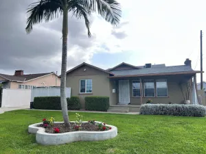 Image of Clean 3 bedroom 2 bathroom home