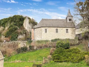 Image of Cottage in Beauraing With Garden