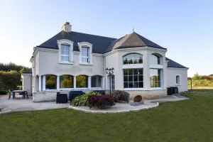 Image of Le Petit Palais, swimming pool spa sauna 10 mim from the sea