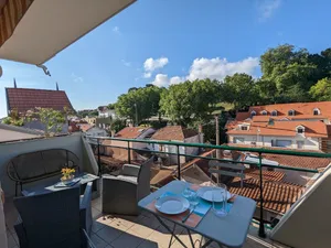 Image of Arcachon - T3 Central avec Terrasse et Parking - FR-1-319-5