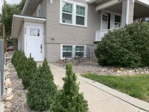 Image of Casper's Cozy Craftsman Too