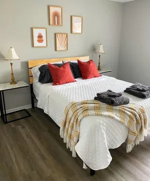 Image of The Delores - 2 Bedroom Apt in Quilt Town, USA