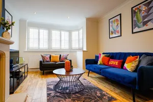 Image of Southampton 3 Bedroom Luxury House