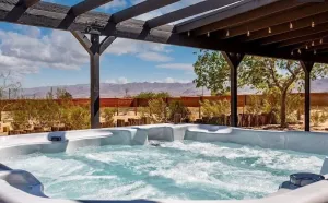 Image of Cheerful 2bedroom home with hot tub and cowboy pool in Joshua Tree