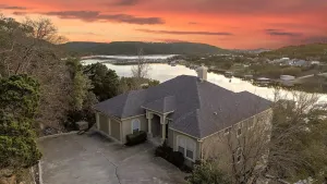 Image of Lake Travis home with beautiful sunsets