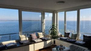 Image of Floating 2 bedroom villa with fireplace and air conditioning