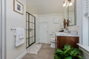 Image of Spacious suite - close to everything + backyard\n10 min to Portsmouth +Ogunquit
