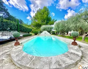 Image of Mas with character, quiet, in Luberon valley