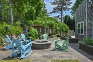 Image of Spacious w Large Outdoor Area Fire Pit