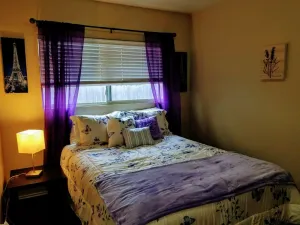 Image of Lovely Lake home near downtown riverwalk