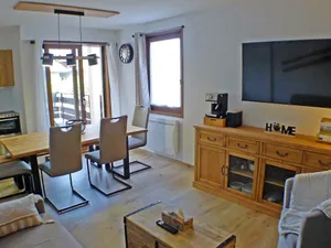 Image of Charmant T2 avec mezzanine au cœur de Samoëns dans la résidence Les Campannes - FR-1-629-68