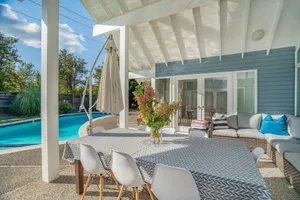 Image of Resort-Style 4BR Home, Central, Heated Pool, AC, Perfect Summer stays, Monthly%