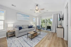 Image of River Oaks 2BR beautiful condo